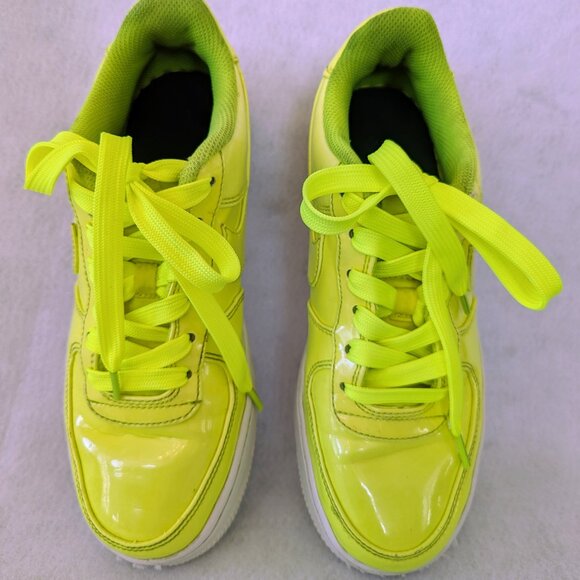 Kids Nike Air Force 1 Volt Size 5.5 - Picture 3 of 5